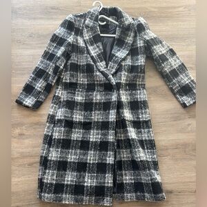 Suzy Shier Black and White Plaid Winter Jacket - medium